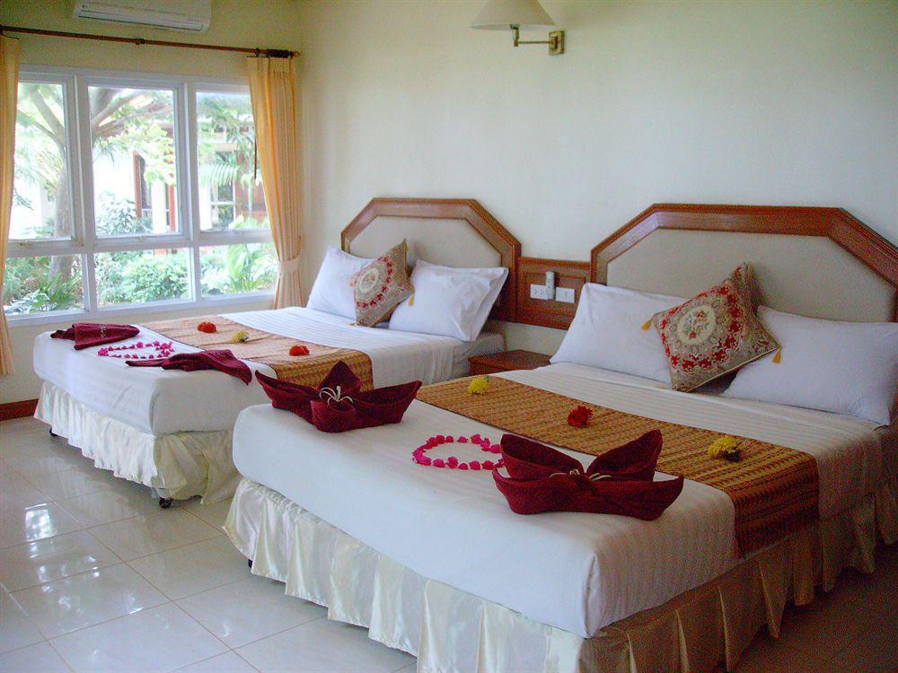 Lanta Palm Beach Resort , Beach Bungalow - Koh Lanta Exterior foto