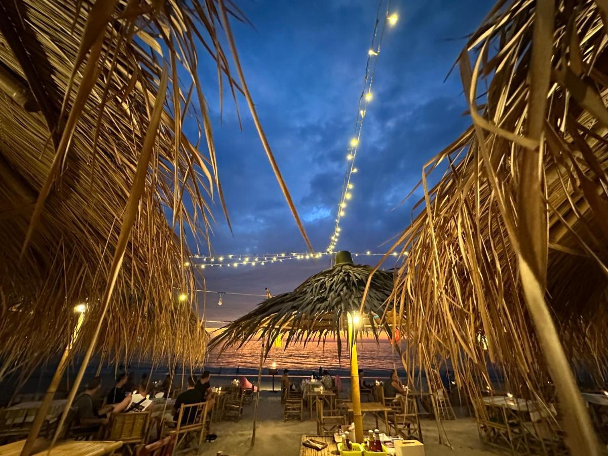 Lanta Palm Beach Resort , Beach Bungalow - Koh Lanta Exterior foto