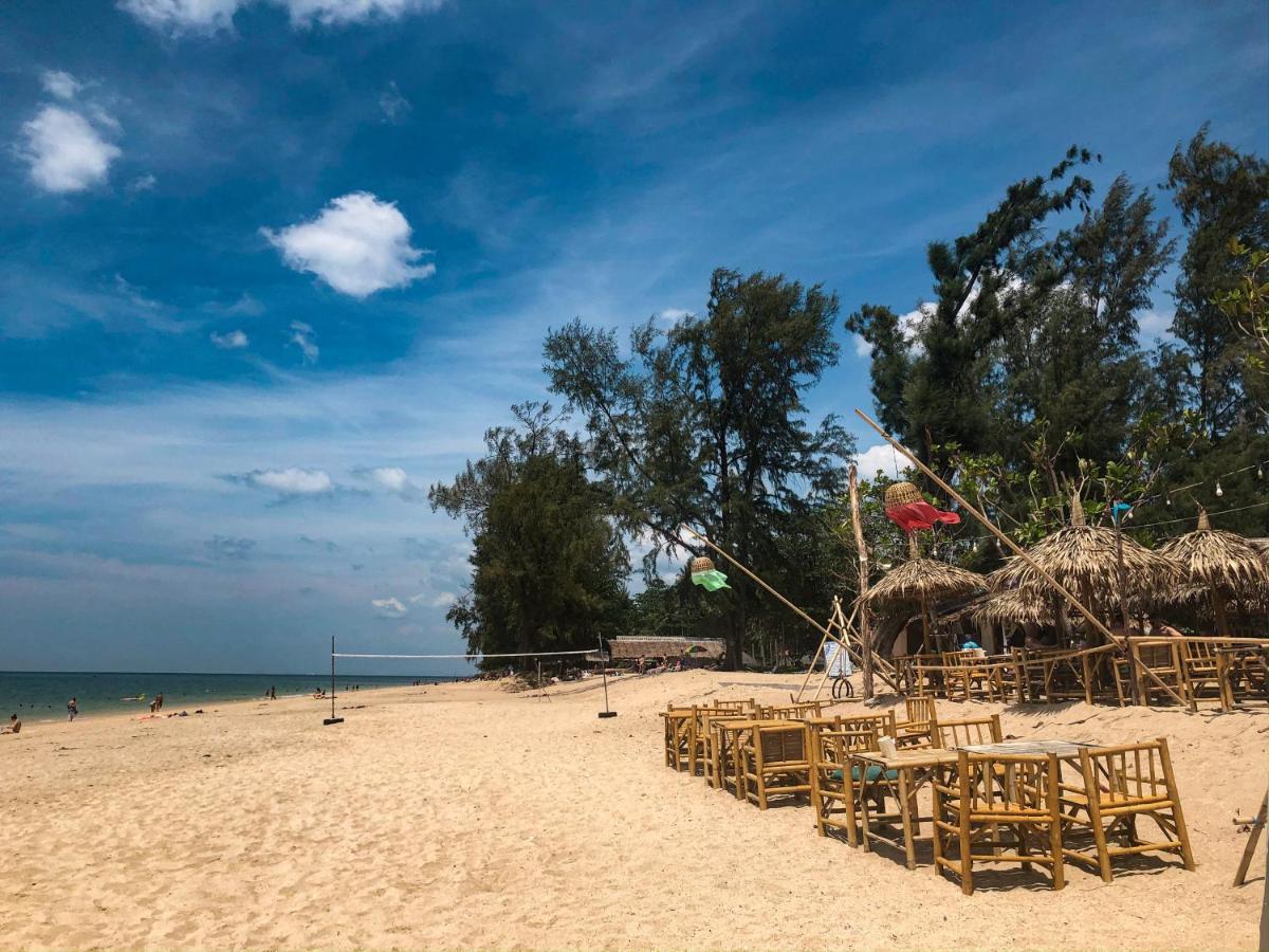 Lanta Palm Beach Resort , Beach Bungalow - Koh Lanta Exterior foto
